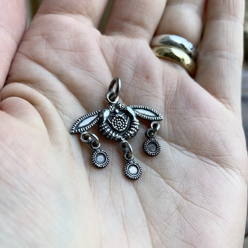 sterling silver Minoan bee pendant 3.jpeg