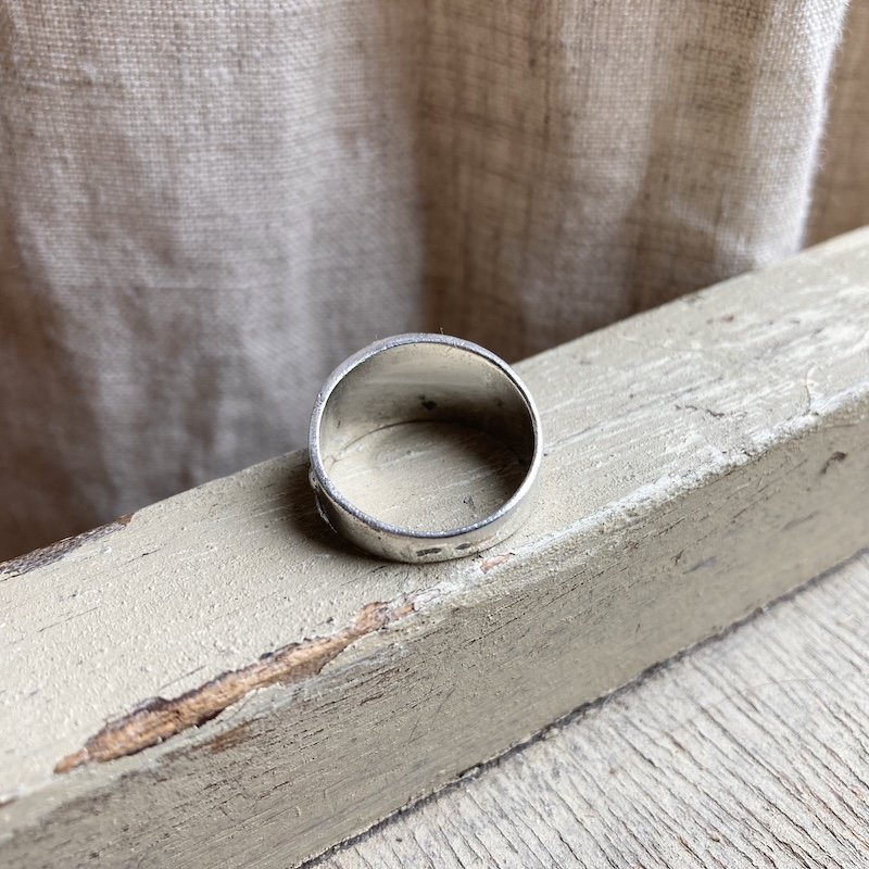 Pretty Vintage Ornate Sterling Silver Floral Ring