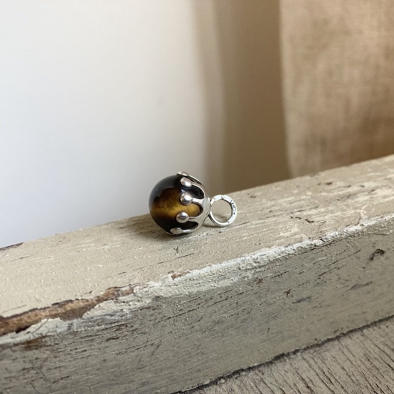 Cute Little Vintage Sterling Silver Tiger's Eye Pendant