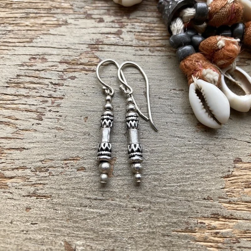 ornate sterling silver dangly earrings 1.jpeg