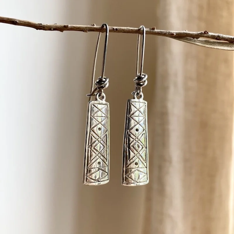 engraved solid silver dangly earrings 5.jpeg