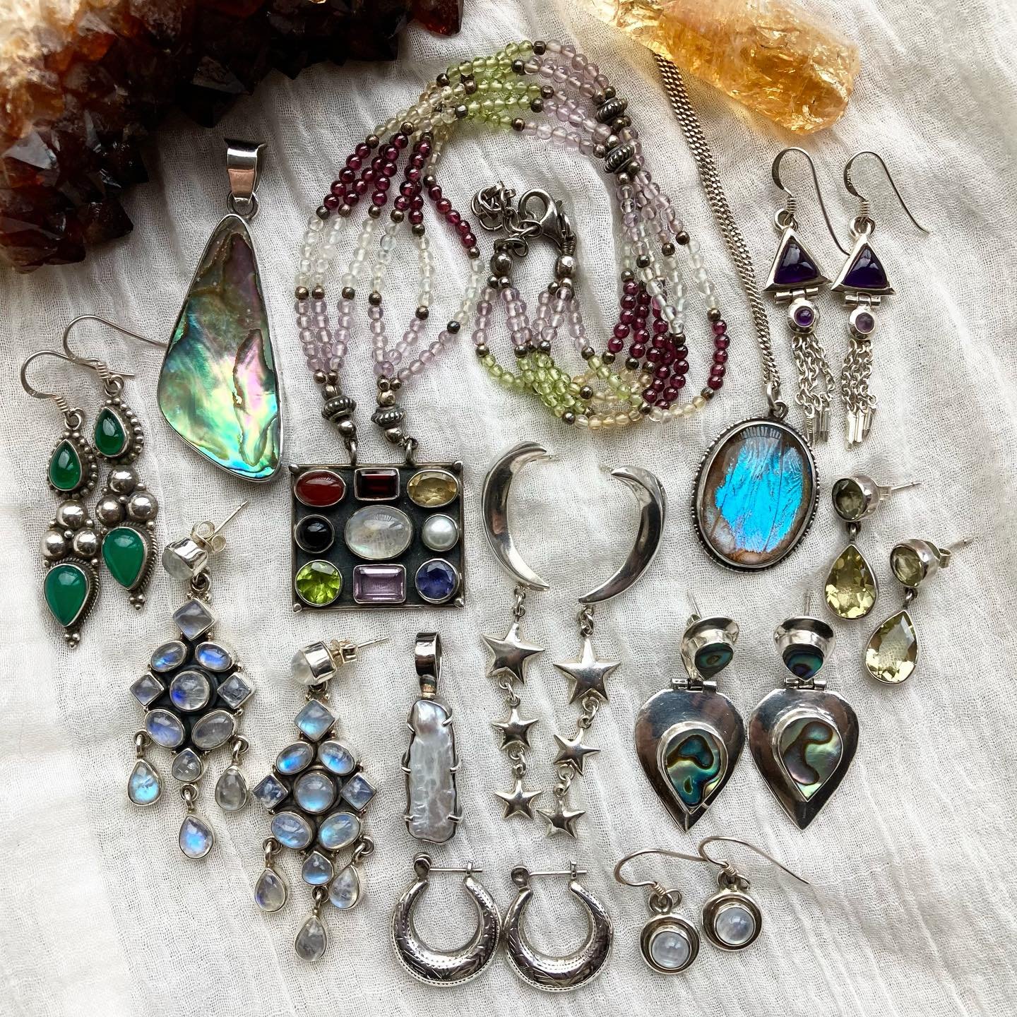 Today&rsquo;s offerings ✨ This bunch of magical, dreamy and celestial treasures 🦋 

Those moon and star earrings are 👌🏼🌙✨

Handpicked with love, 925 sterling silver, natural stones and crystals 🌿

Find them all online now! 🦋☁️

#fairycoreaesthe