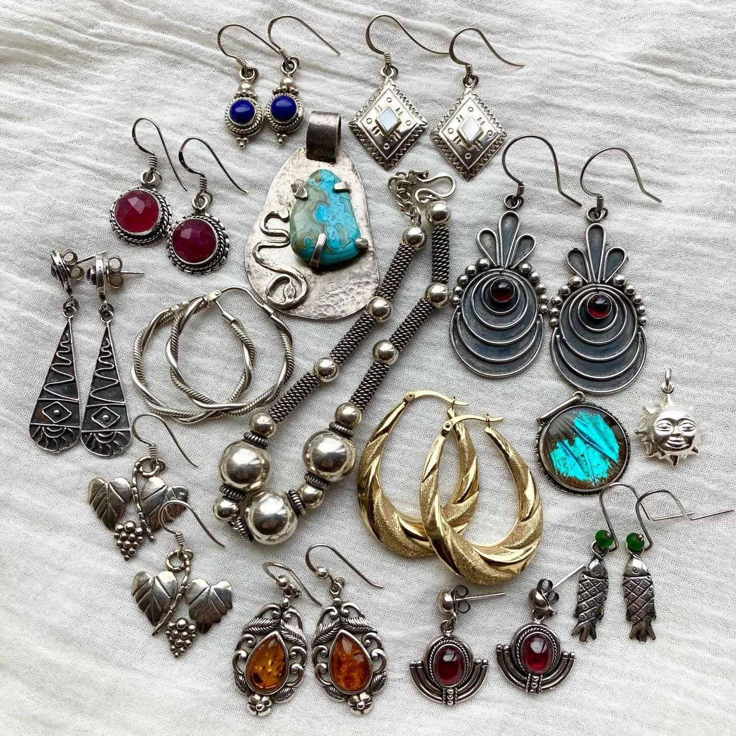 Unique, handpicked sterling silver adornments ✨🌞🌙 I honestly don&rsquo;t think I will ever get bored of sourcing these pieces for you all ~ I love it SO much and am just so grateful to all of you who continue to support my little dream 🥰🙏🏼

All 