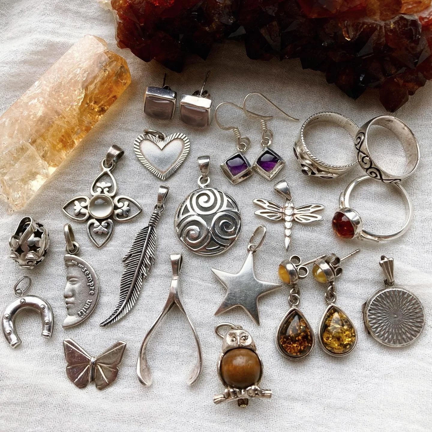 Now LIVE 🌙✨☁️

A collection of magical dreamy sterling silver treasures, gathered by me to share with you 🤗 

All available online now! 🌟

#dreamyaesthetic #whimsicalstyle #fairycoreaesthetic #witchythings #vintagejewellery