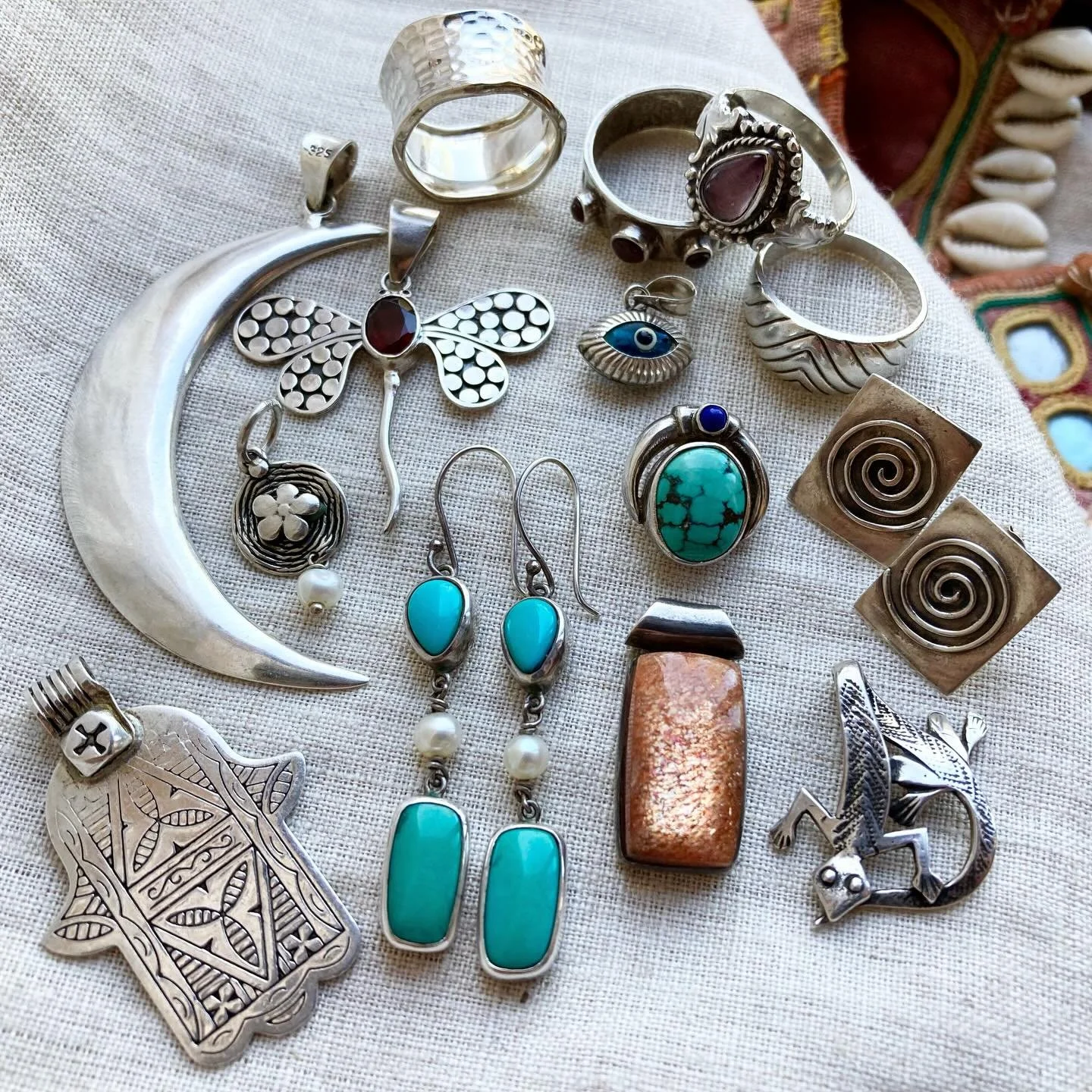 New offerings ✨🌿

A little bunch of beautiful pieces just added, including the dreamiest crescent moon pendant 😍🌙 and I love the little turquoise and lapis lazuli pendant too, it&rsquo;s so cute! 

I hope the sun is shining on you all like it is h