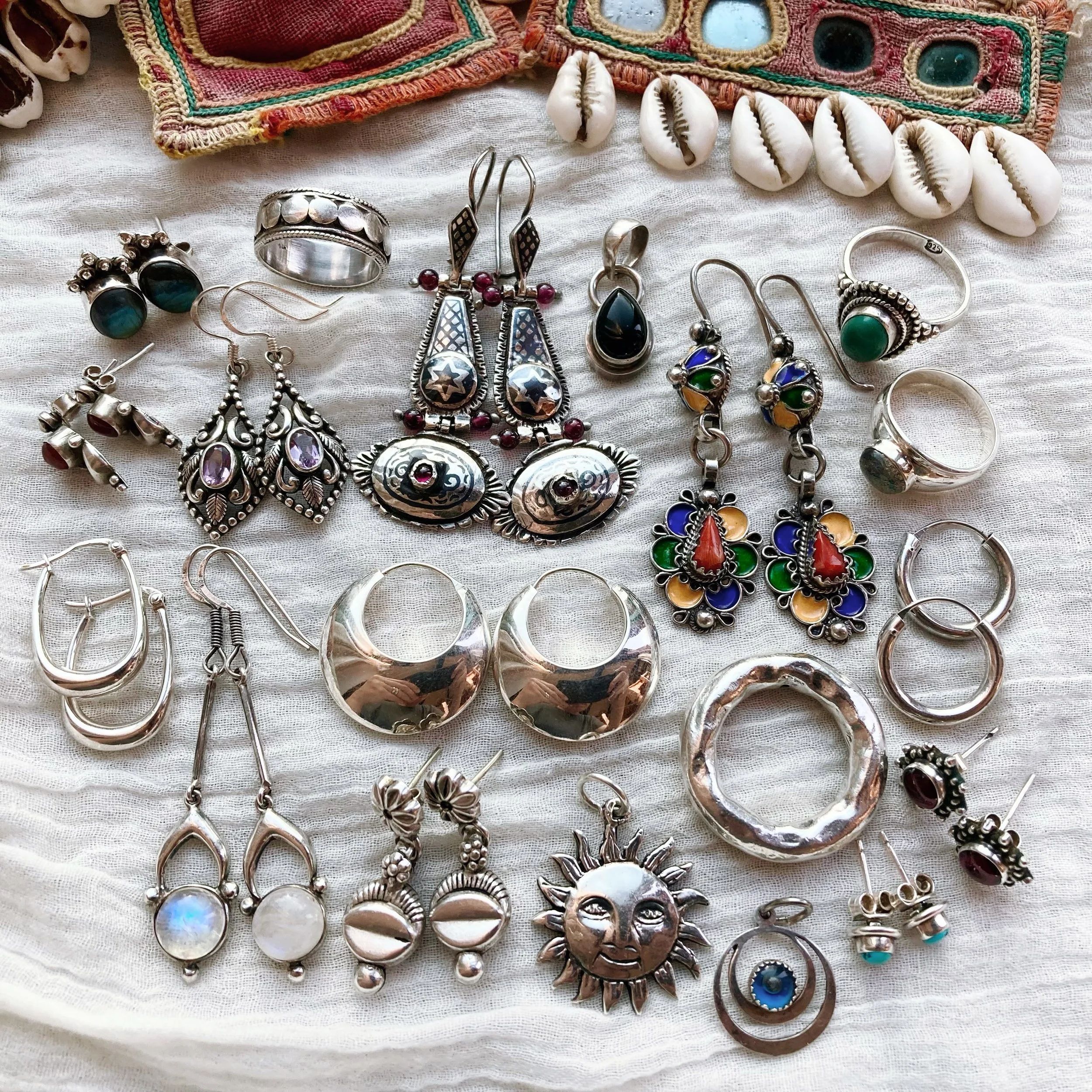 This collection of lovely things has just been added! 🌞🦋✨ 

Some more favourites from recent buying trips 🙏🏼 All 925 sterling silver as always, with just one of each piece available 🌿 I think my favourites have to be the beautiful sun, niello an