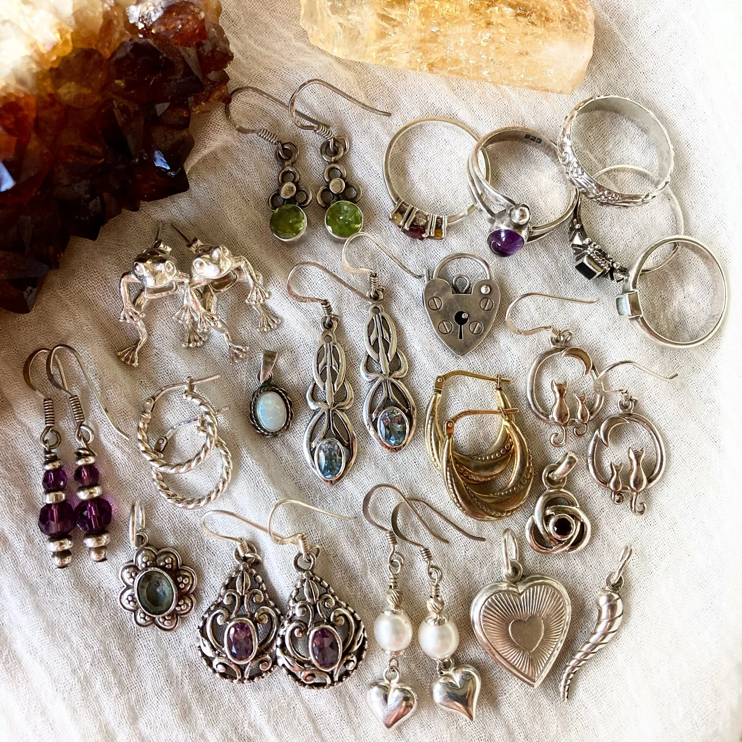 Starting the week with this collection of dreamy handpicked treasures ✨✨✨

Lots of beautiful pairs of earrings, some pretty rings and some lovely little pendants too 🙏🏼

All available online now! 🤍

#whimsicaljewellery #dreamyaesthetic #witchyjewe