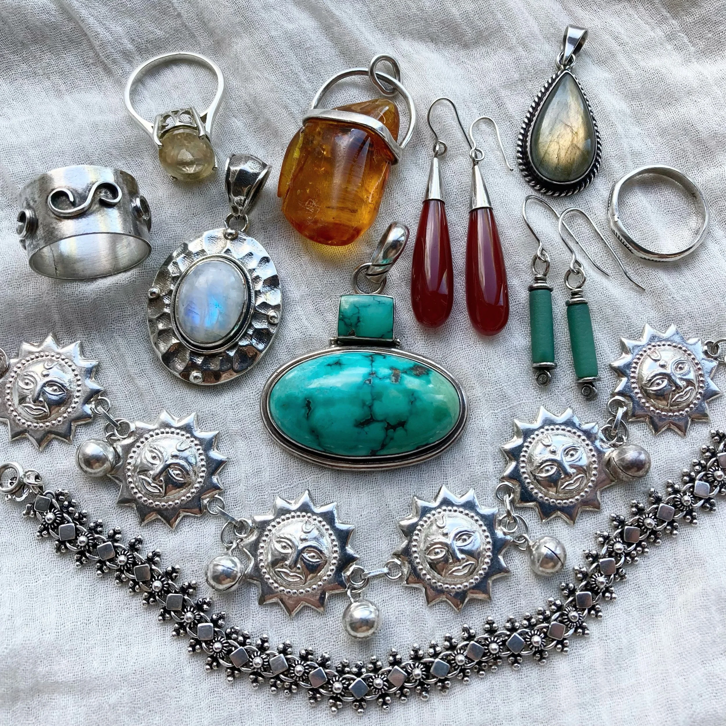 Extra special pieces just added 🌞 How amazing is the sun bracelet?! 
All available now 🙏🏼✨

Also a huge thanks for all the continued support and orders whilst Rosy is on maternity and I&rsquo;m juggling both of our shops ~ we are both super gratef