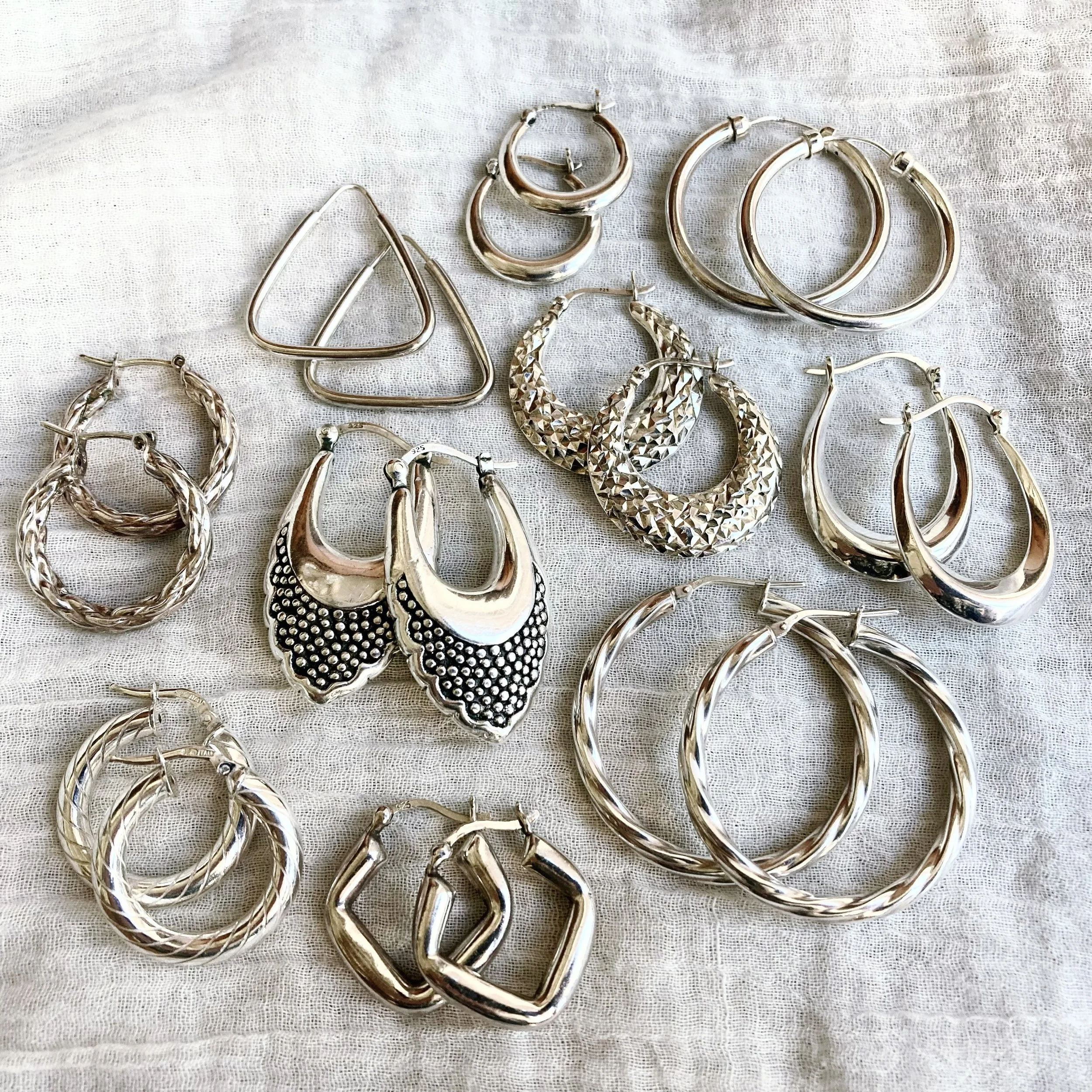 10 lovely pairs of sterling silver hoops just listed ~ because it&rsquo;s frankly IMPOSSIBLE to have too many pairs! 🌀 

Just one of each style available, all handpicked with love &hearts;️

Available now! ✨

#silverhoops #vintageearrings #jewellery