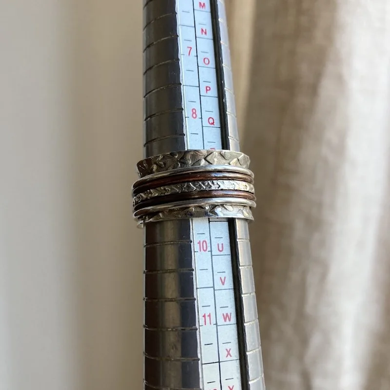 sterling silver spinner ring 4.jpeg