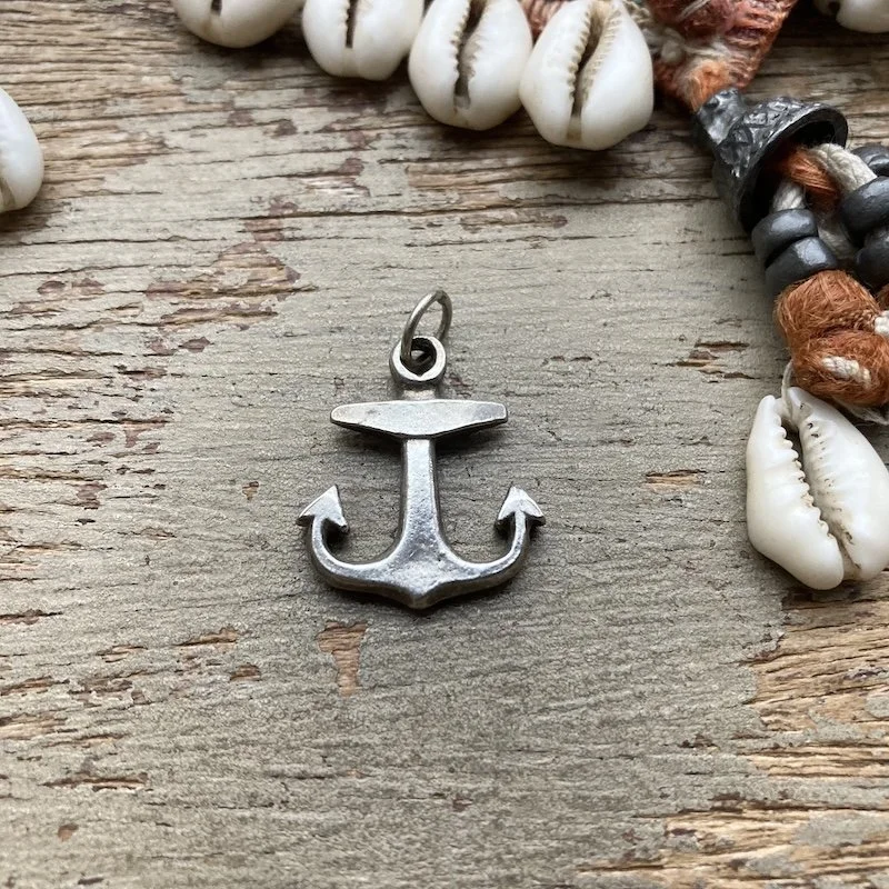 vintage sterling silver anchor pendant 4.jpeg