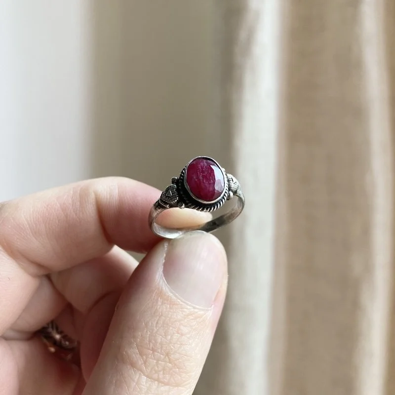 vintage sterling silver ruby ring 4.jpeg