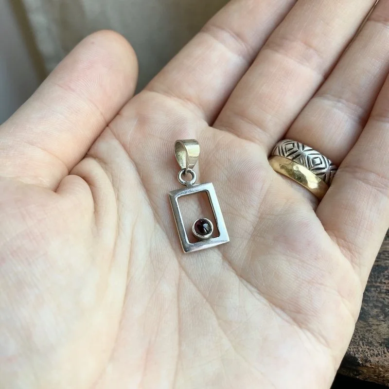 simple sterling silver and garnet pendant 3.jpeg