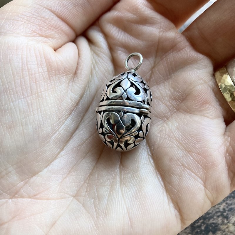 Pretty Sterling Silver Openwork Locket Pendant
