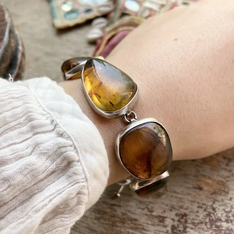vintage sterling silver natural amber bracelet 5.jpeg