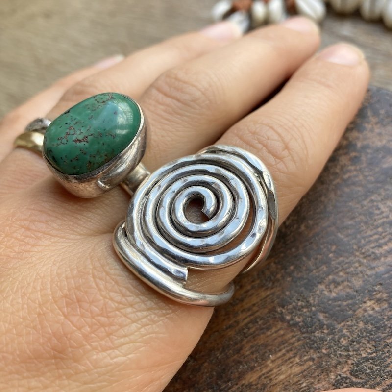 Fab Vintage Large Sterling Silver Spiral Ring