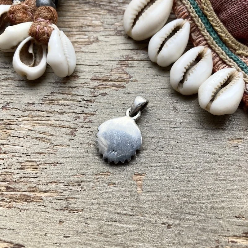 Little Vintage Sterling Silver Om Lilypad Pendant