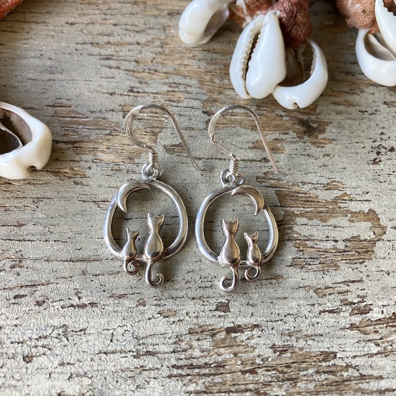 cute sterling silver cat earrings 1.jpeg