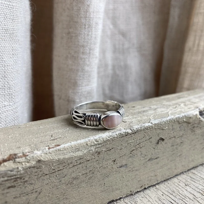 sterling silver and pink mother of pearl ring 1.jpeg