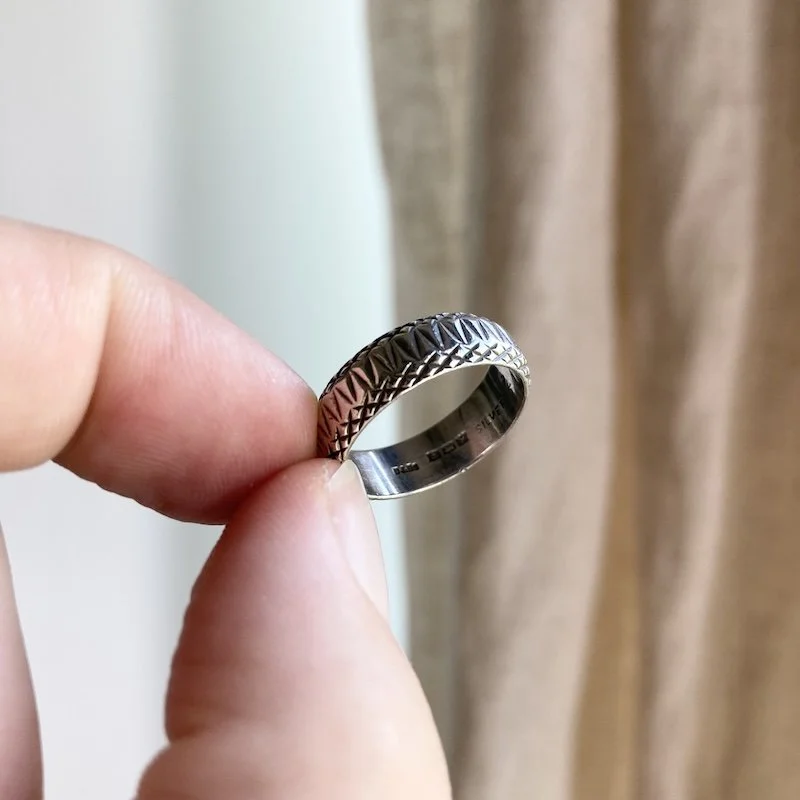 solid silver engraved band ring 2.jpeg