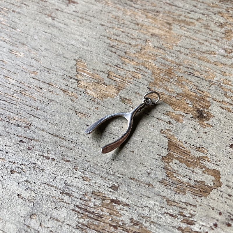 cute sterling silver wishbone pendant 4.jpeg