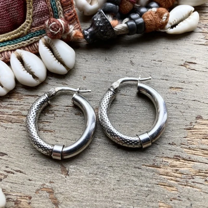 vintage Italian sterling silver hoops 1.jpeg