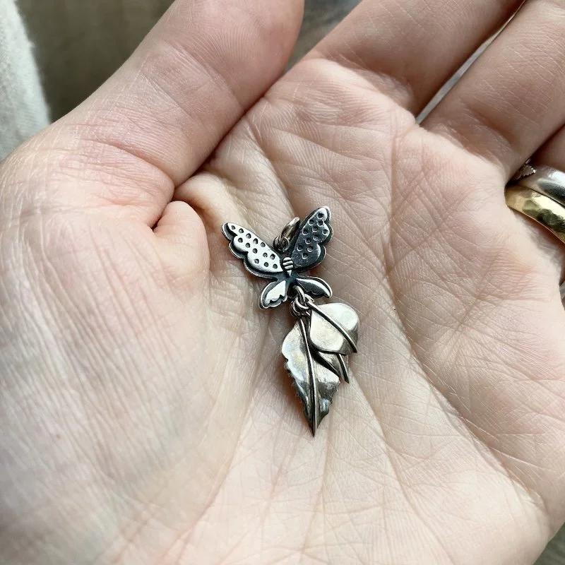 pretty vintage sterling silver butterfly pendant 3.jpeg