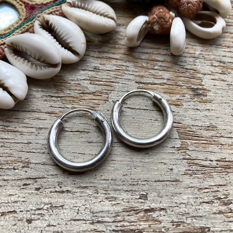 simple sterling silver hoops 1.jpeg