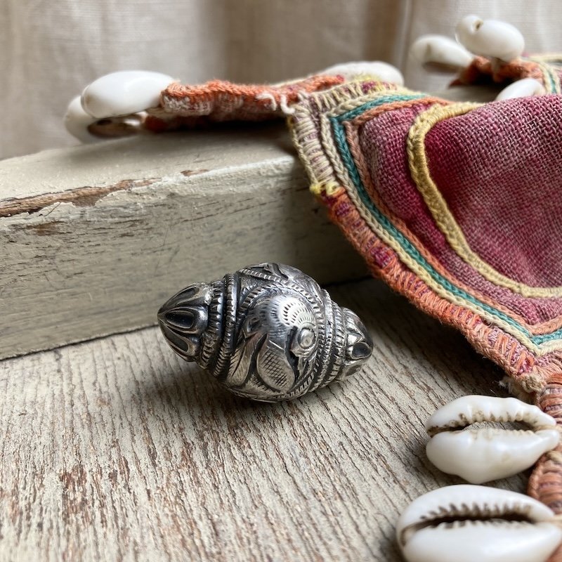 vintage indian 800 silver taweez pendant 3.jpeg