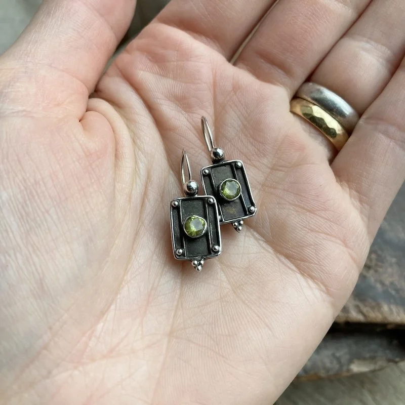 vintage sterling silver peridot earrings 3.jpeg