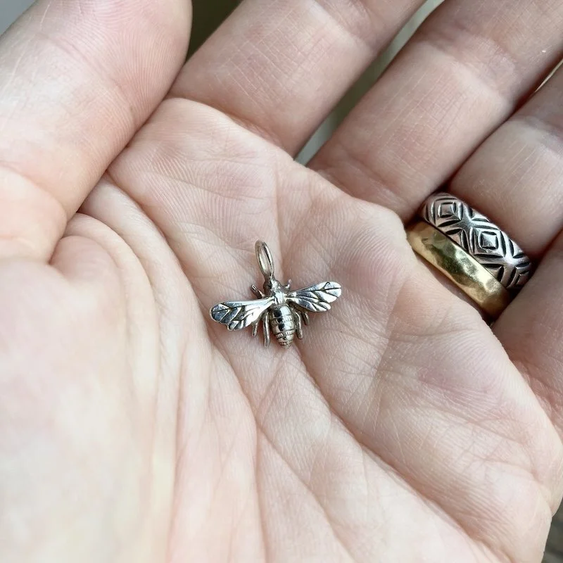 cute little sterling silver bee pendant 3.jpeg