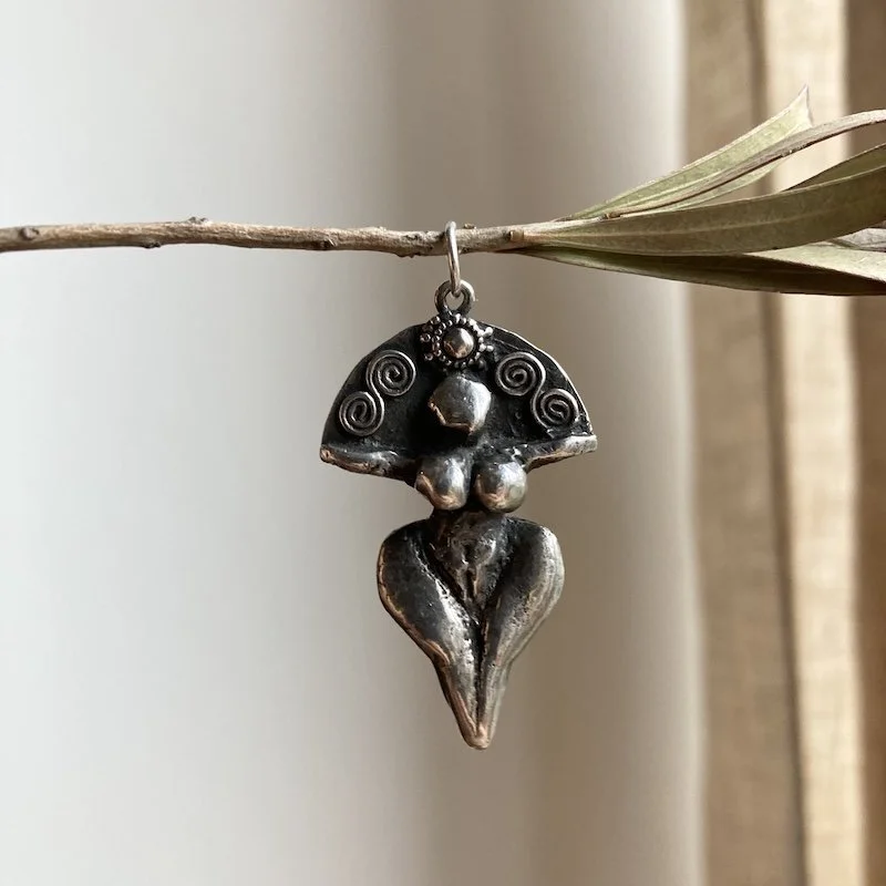 vintage solid silver goddess pendant 4.jpeg