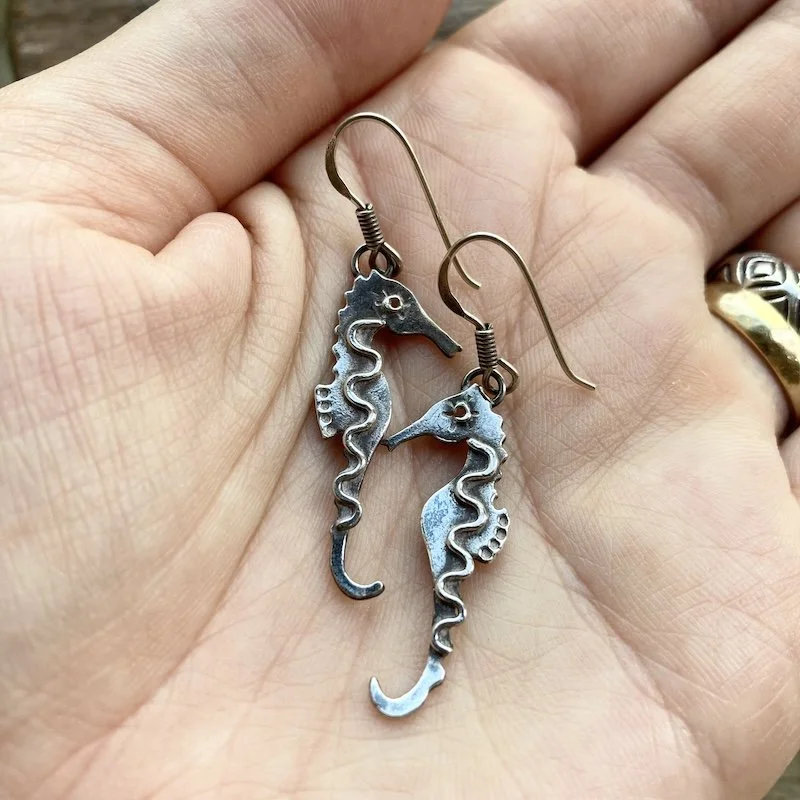 handmade sterling silver seahorse earrings 3.jpeg