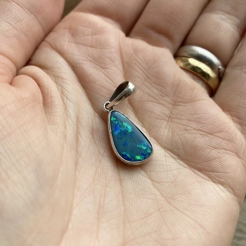 sterling silver opal pendant 4.jpeg