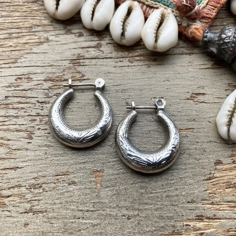 vintage sterling silver engraved hoops 2.jpeg