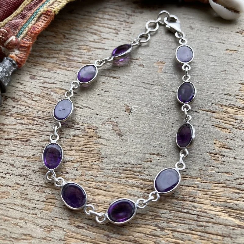 sterling silver and amethyst cabochon bracelet 3.jpeg