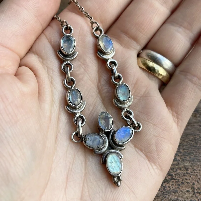 vintage sterling silver rainbow moonstone necklace 3.jpeg