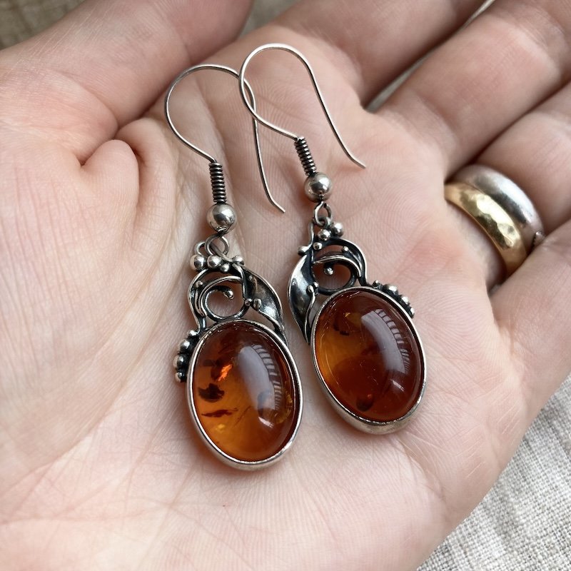 Stunning Vintage Sterling Silver Amber Earrings