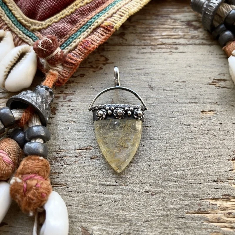 vintage sterling silver rutilated quartz pendant 1.jpeg