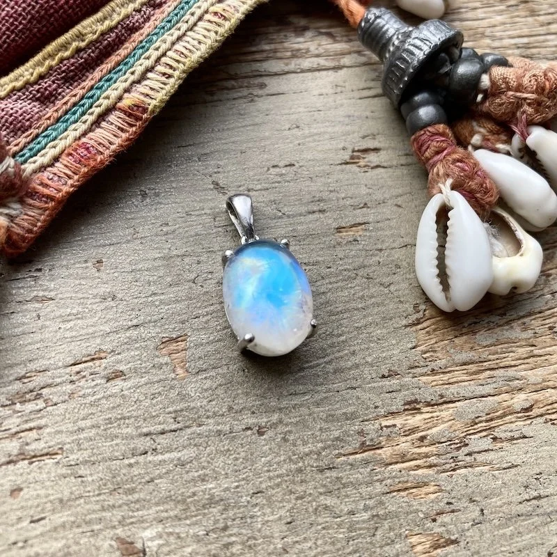 sterling silver flashy rainbow moonstone pendant 2.jpeg