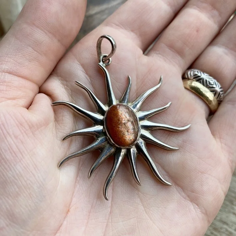 vintage sterling silver and sunstone sunburst pendant 4.jpeg