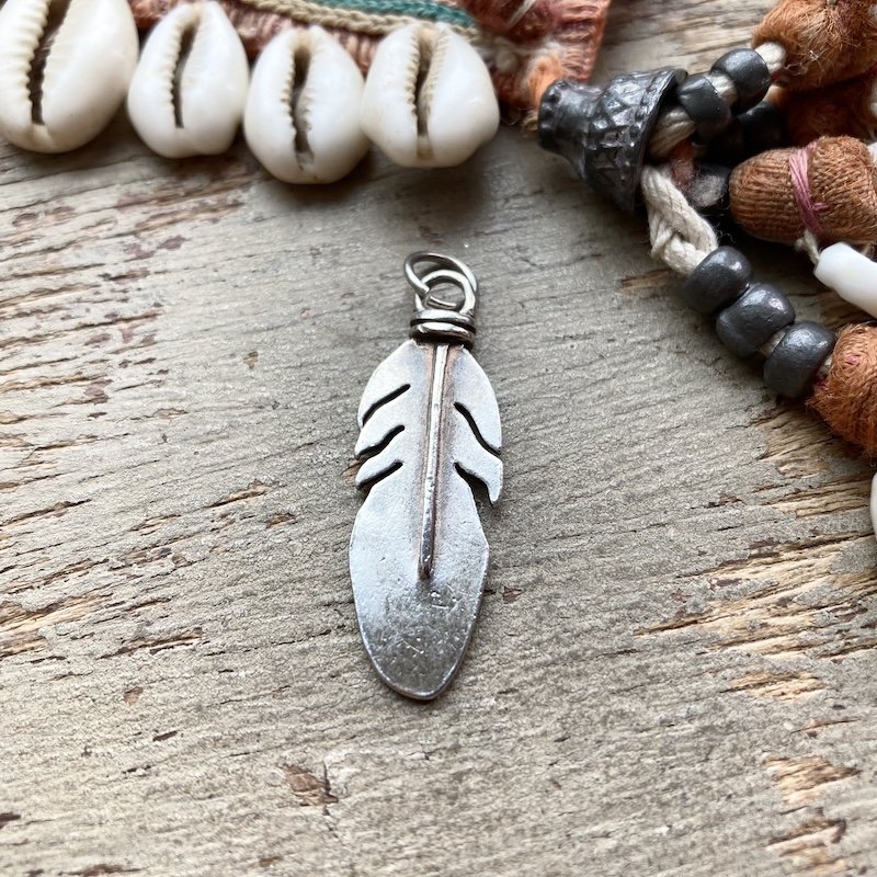 Lovely Vintage Solid Silver Feather Pendant