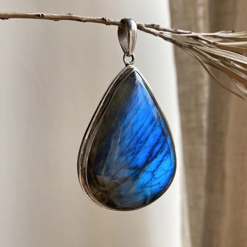 Incredible Large Sterling Silver Flashy Labradorite Pendant