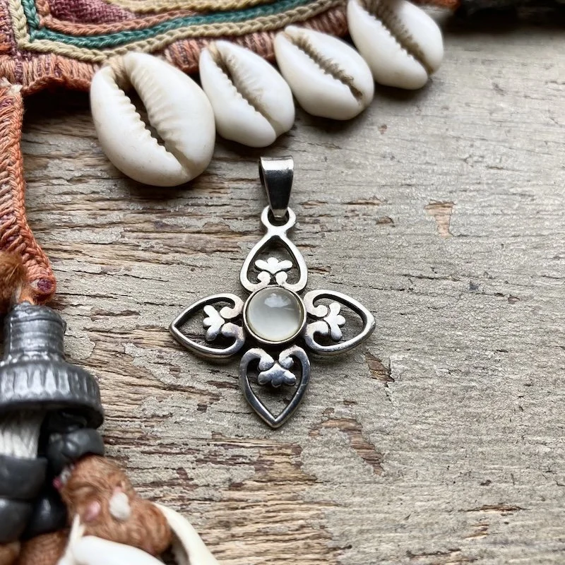 openwork sterling silver and moonstone pendant 1.jpeg