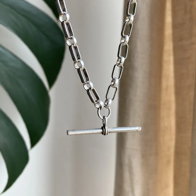 vintage sterling silver T-bar necklace 6.jpeg