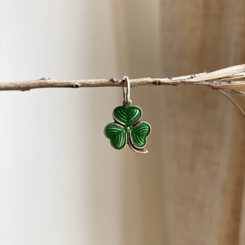 Pretty Vintage Sterling Silver and Enamel Clover Pendant