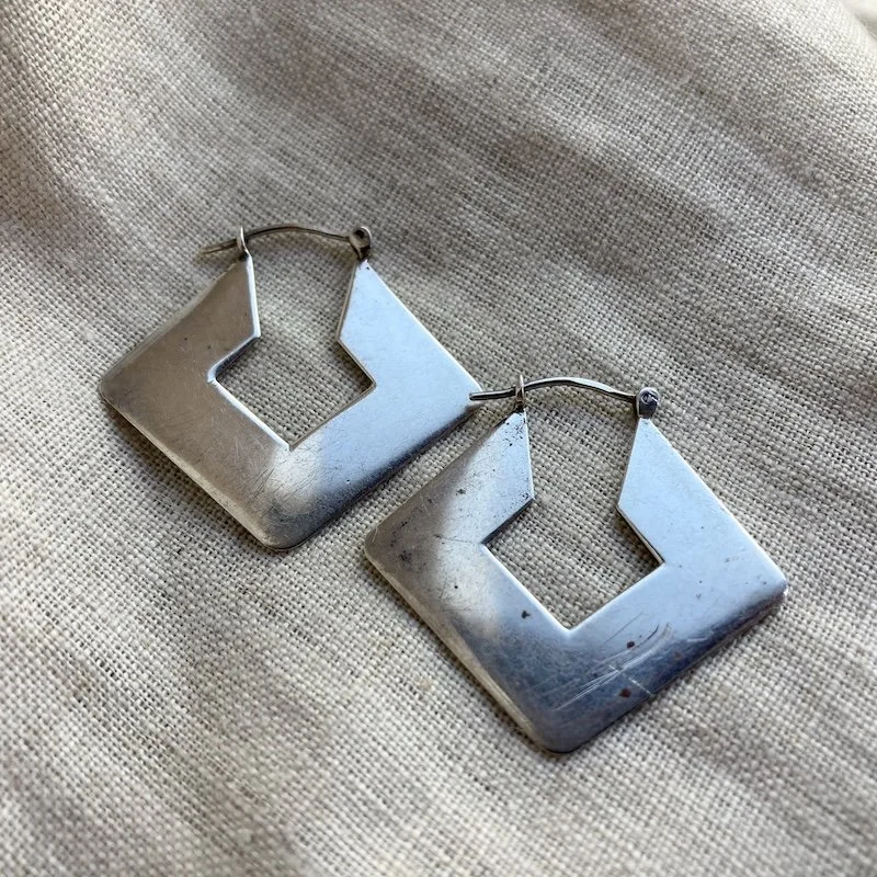 simple vintage sterling silver square hoops 2.jpeg