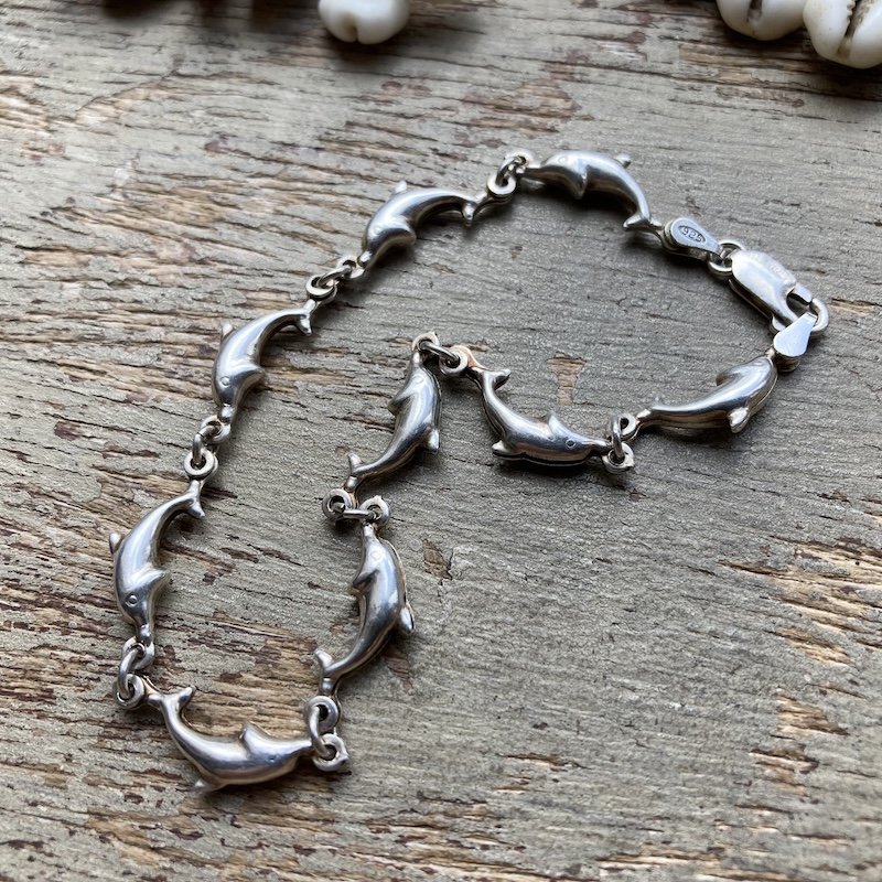 Pretty Vintage Sterling Silver Dolphin Bracelet