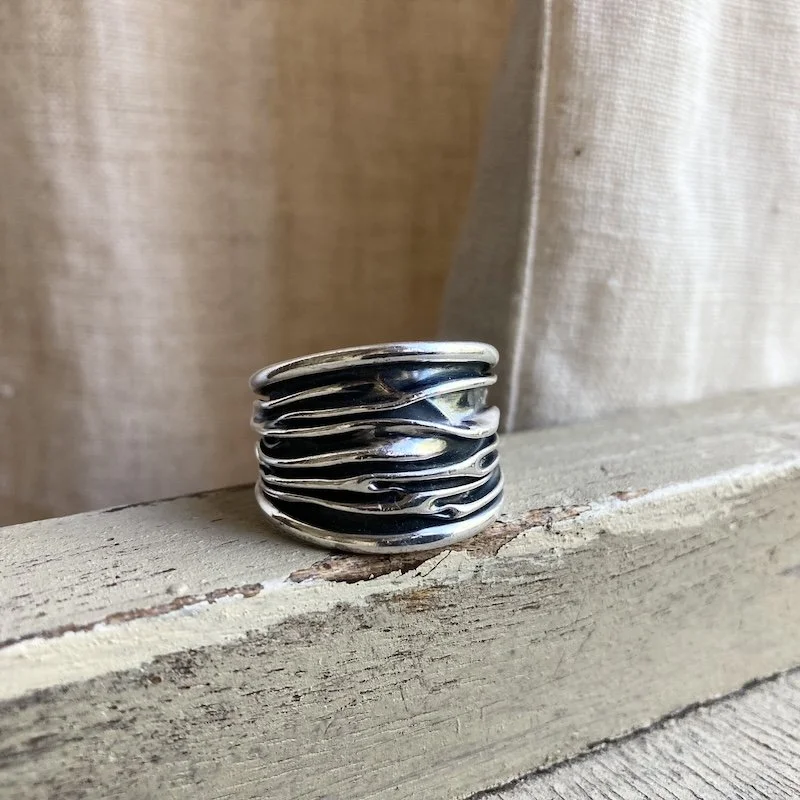 chunky textured solid silver ring 1.jpeg