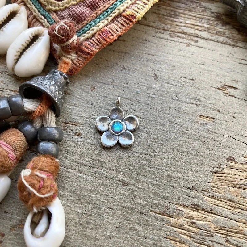 sterling silver flower pendant 1.jpeg